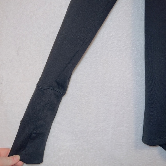 Victoria's Secret VSX Sport Black Long Sleeve Athletic Hooded Sweatshirt size XS - Picture 2 of 6